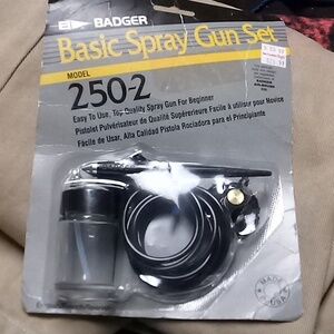 Badger 250-2 spray gun set